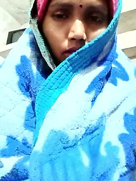 Snapshot of Cm_pooja chatting on 01/12/26, 10:04 Cm pooja online show from 01/12/26, 10:04