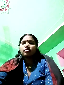 Snapshot of Cm_pooja chatting on 02/10/26, 06:45 Cm pooja online show from 02/10/26, 06:45
