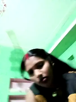 Snapshot of Cm_pooja chatting on 02/23/26, 03:31 Cm pooja online show from 02/23/26, 03:31