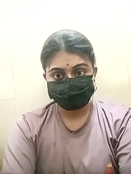 Snapshot of riya_sexy_123 chatting on 10/17/25, 06:10 riya sexy 123 online show from 10/17/25, 06:10