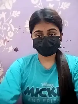 Snapshot of riya_sexy_123 chatting on 10/19/25, 09:32 riya sexy 123 online show from 10/19/25, 09:32