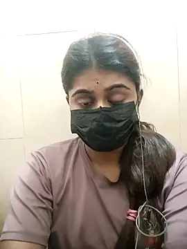 Snapshot of riya_sexy_123 chatting on 10/30/25, 07:36 riya sexy 123 online show from 10/30/25, 07:36