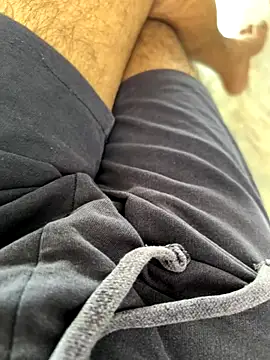 Snapshot of sunnu_97_ chatting on 09/12/25, 05:51 sunnu 97 online show from 09/12/25, 05:51