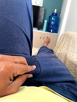 Snapshot of sunnu_97_ chatting on 10/13/25, 07:41 sunnu 97 online show from 10/13/25, 07:41