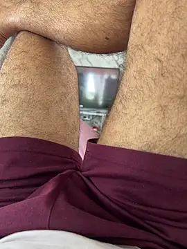 Snapshot of sunnu_97_ chatting on 10/25/25, 05:15 sunnu 97 online show from 10/25/25, 05:15