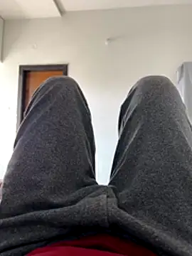 Snapshot of sunnu_97_ chatting on 11/09/25, 10:02 sunnu 97 online show from 11/09/25, 10:02