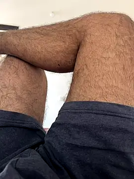 Snapshot of sunnu_97_ chatting on 11/12/25, 06:47 sunnu 97 online show from 11/12/25, 06:47