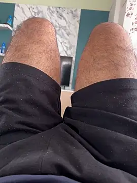 Snapshot of sunnu_97_ chatting on 12/16/25, 06:29 sunnu 97 online show from 12/16/25, 06:29