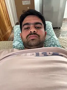 Snapshot of sunnu_97_ chatting on 01/06/26, 05:00 sunnu 97 online show from 01/06/26, 05:00