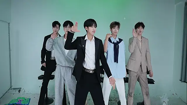 Snapshot of JL-sweetbaby1 chatting on 10/10/25, 02:16 JL-sweetbaby1 online show from 10/10/25, 02:16