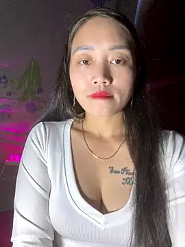 chipp-bong online show from 11/11/25, 01:44