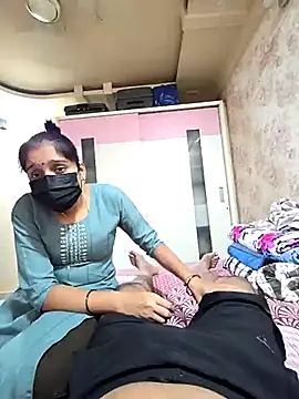 Snapshot of shobha_lover02 chatting on 09/26/25, 09:35 shobha lover02 online show from 09/26/25, 09:35