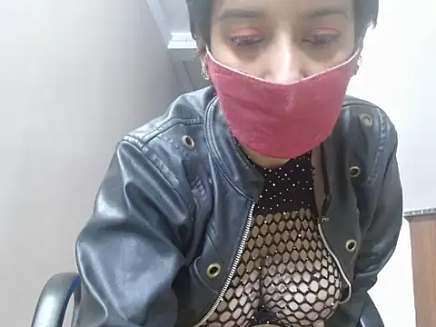 suzen night online show from 12/04/25, 05:10