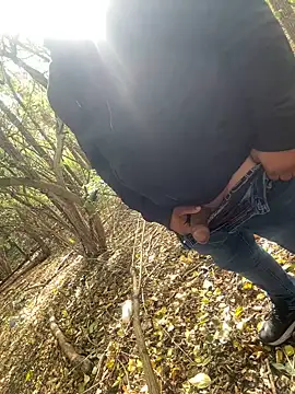 Snapshot of Jedr10 chatting on 11/08/25, 03:23 Jedr10 online show from 11/08/25, 03:23