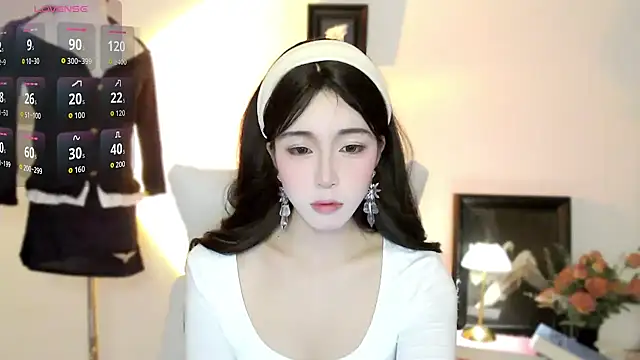 Wfrost0707 online show from 11/02/25, 06:27