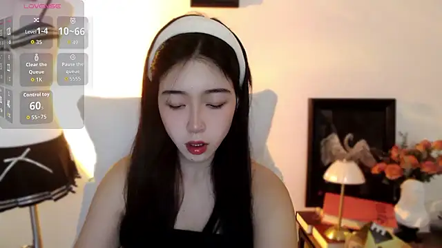 Wfrost0707 online show from 11/19/25, 06:46