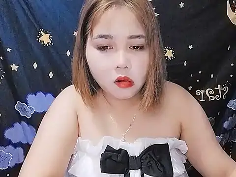 Nhan7868 online show from 09/25/25, 12:14