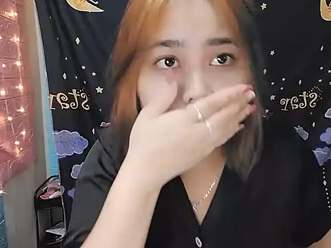 Nhan7868 online show from 10/16/25, 01:56