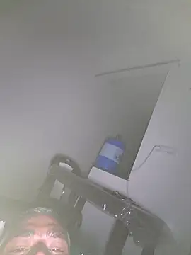 Snapshot of Chanderi19 chatting on 09/15/25, 11:49 Chanderi19 online show from 09/15/25, 11:49