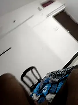 Snapshot of Chanderi19 chatting on 10/03/25, 04:59 Chanderi19 online show from 10/03/25, 04:59