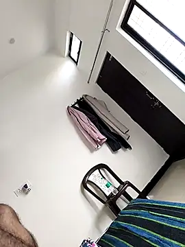 Snapshot of Chanderi19 chatting on 10/06/25, 04:32 Chanderi19 online show from 10/06/25, 04:32