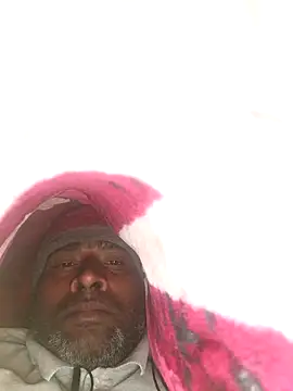 Snapshot of Chanderi19 chatting on 12/04/25, 04:27 Chanderi19 online show from 12/04/25, 04:27