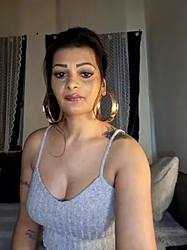 Snapshot of Pillango1212 chatting on 01/12/26, 11:59 Pillango1212 online show from 01/12/26, 11:59