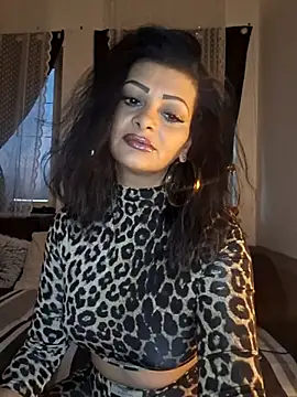 Snapshot of Pillango1212 chatting on 01/18/26, 03:05 Pillango1212 online show from 01/18/26, 03:05