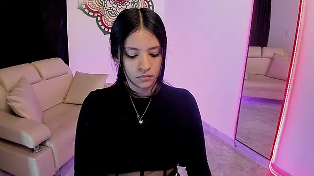 Candy fox 19 online show from 03/07/26, 04:26