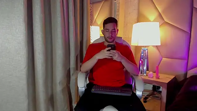 Snapshot of matti_de_lucaa chatting on 09/18/25, 05:37 matti de lucaa online show from 09/18/25, 05:37