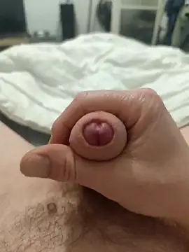 Snapshot of Treport84 chatting on 02/10/26, 05:39 Treport84 online show from 02/10/26, 05:39