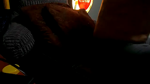 Mickelangello75 online show from 10/28/25, 01:25