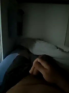 Snapshot of Enriquee147 chatting on 01/18/26, 11:58 Enriquee147 online show from 01/18/26, 11:58