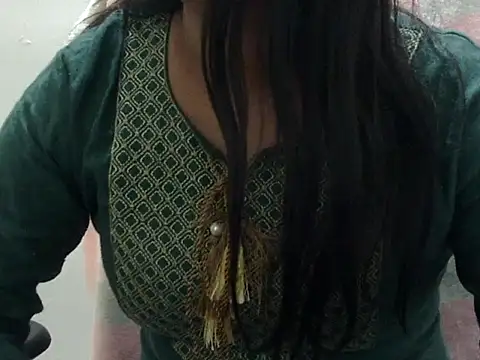 Snapshot of kannu_sexy chatting on 03/14/26, 05:29 kannu sexy online show from 03/14/26, 05:29