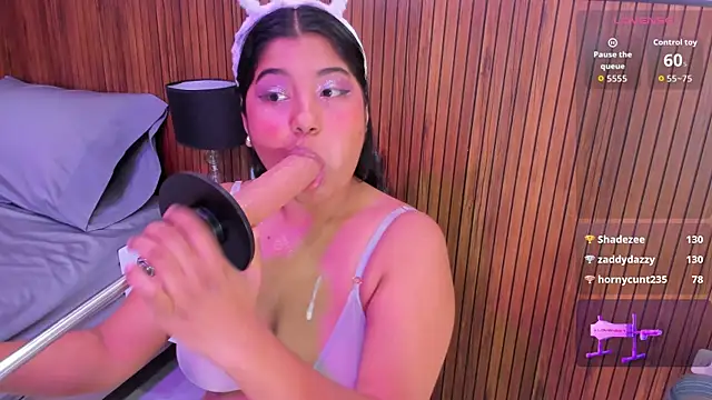 mysticlatina1 online show from 10/23/25, 04:50