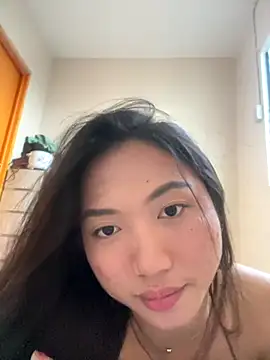 cassie cakes online show from 11/17/25, 08:31