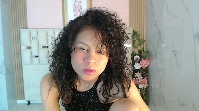 Snapshot of catalina5_s chatting on 03/25/26, 03:12 catalina5 s online show from 03/25/26, 03:12