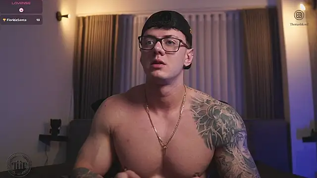 Thomas Falcon online show from 11/01/25, 02:13