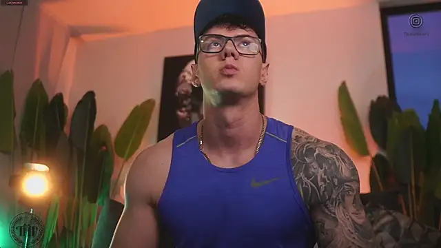 Thomas Falcon online show from 12/01/25, 10:48