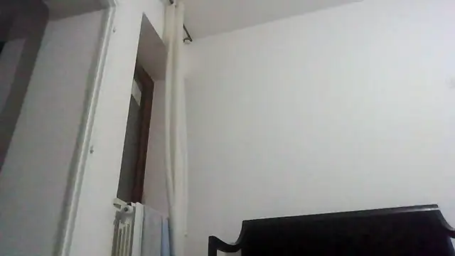 Snapshot of Astrid3 chatting on 02/15/26, 09:22 Astrid3 online show from 02/15/26, 09:22