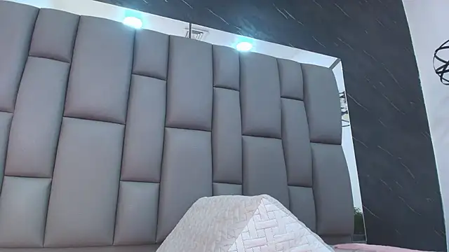 kissme luna online show from 02/23/26, 07:11