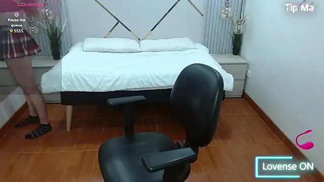 Bom BomXX online show from 11/05/25, 01:38