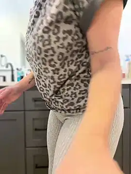 Snapshot of Gringo_XXX_Latina chatting on 03/05/26, 04:58 Gringo XXX Latina online show from 03/05/26, 04:58