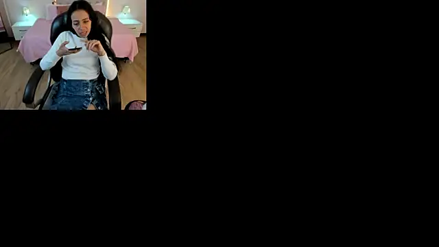 Mariam Lopez   online show from 05/01/26, 04:28