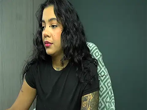 Snapshot of ObeyVal chatting on 03/02/26, 07:15 ObeyVal online show from 03/02/26, 07:15