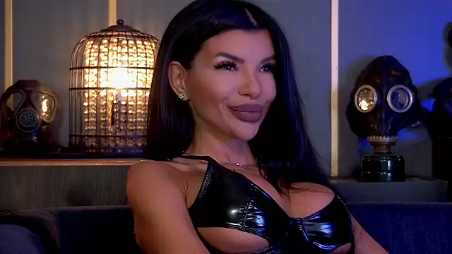 Snapshot of EleniaDevons chatting on 09/26/25, 12:31 EleniaDevons online show from 09/26/25, 12:31