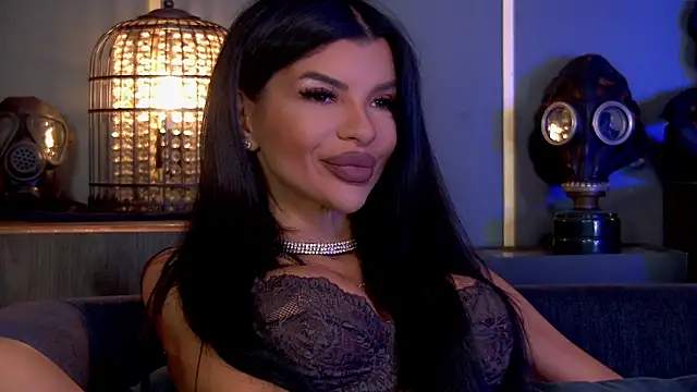 Snapshot of EleniaDevons chatting on 09/27/25, 09:47 EleniaDevons online show from 09/27/25, 09:47