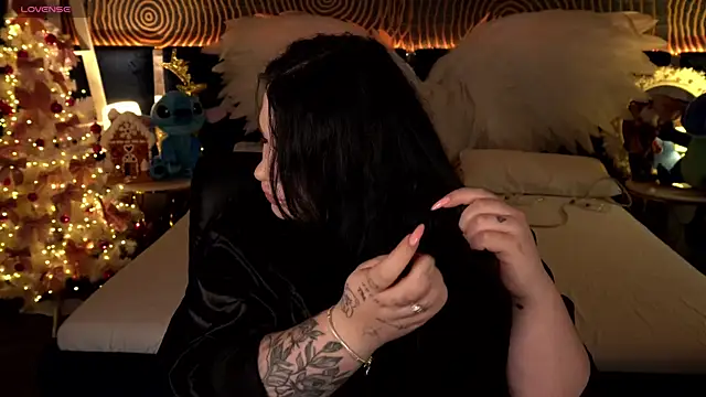 Snapshot of SerahMirabeli chatting on 01/10/26, 08:10 SerahMirabeli online show from 01/10/26, 08:10