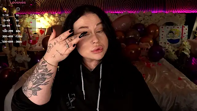 Snapshot of SerahMirabeli chatting on 02/17/26, 08:15 SerahMirabeli online show from 02/17/26, 08:15