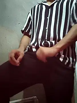 Snapshot of theindianjason chatting on 11/02/25, 02:19 theindianjason online show from 11/02/25, 02:19